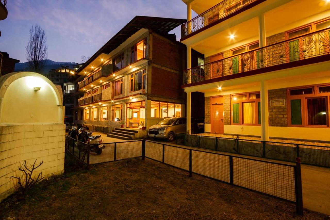 Hotel Manali Crown 2*